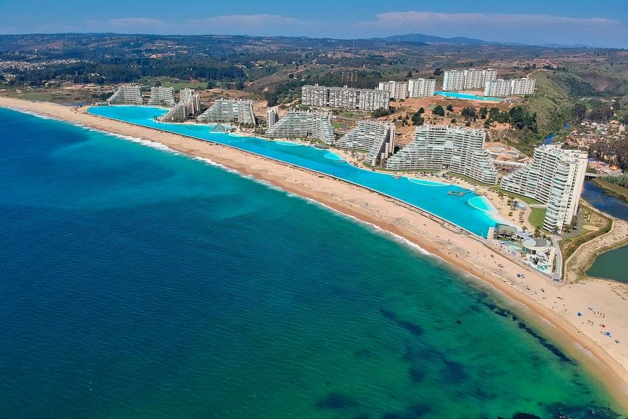 San Alfonso del Mar, the largest pool in the world