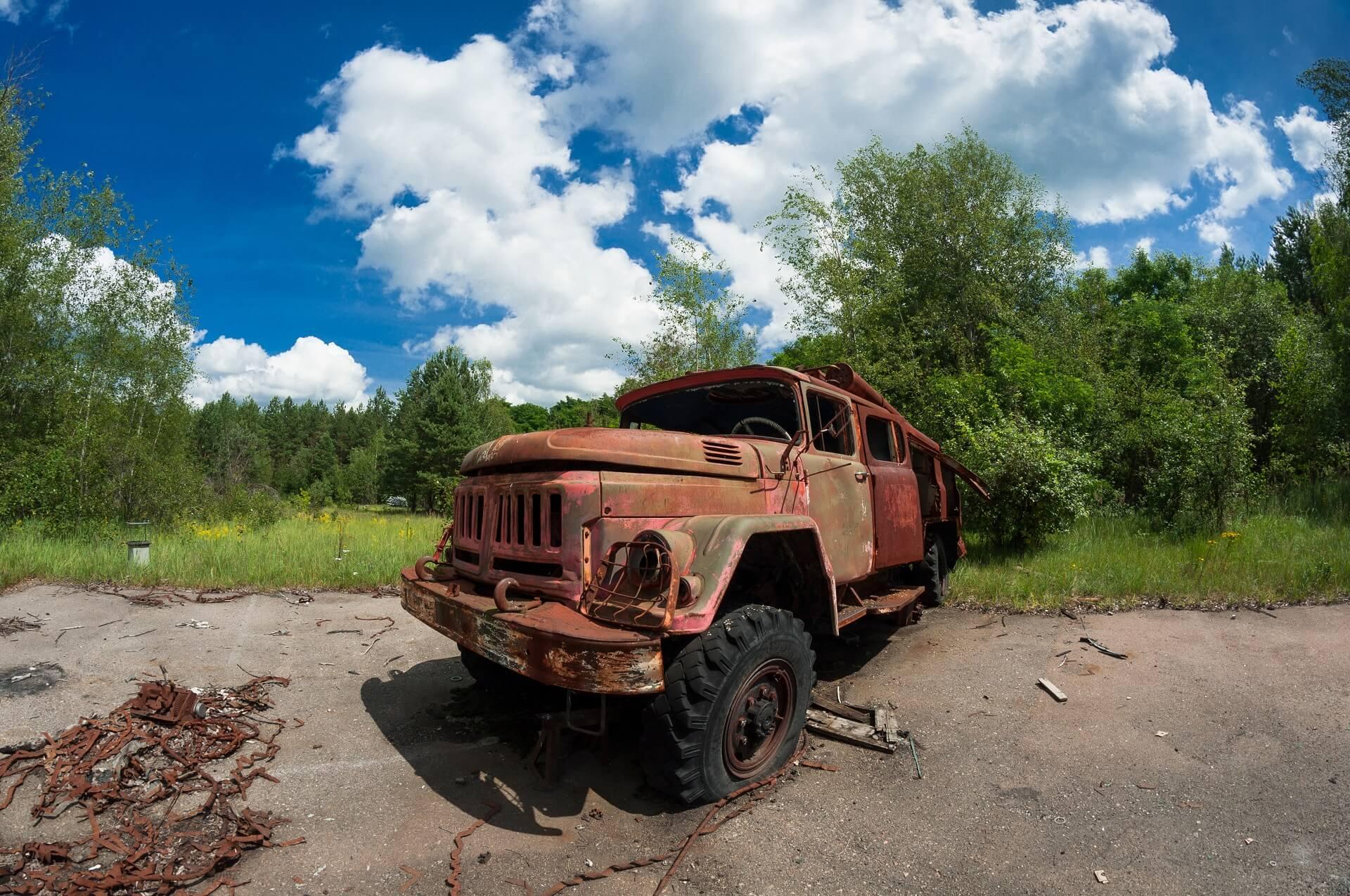 A dilapidated car in Pripyat