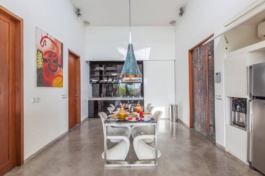 Apartment with Hot Tub in Seminyak