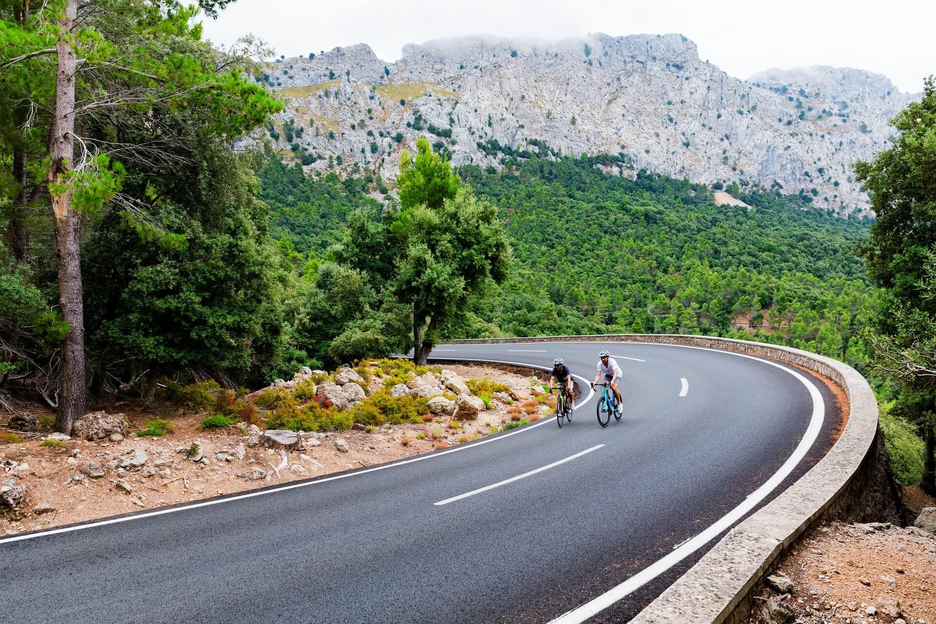 Cyclists are riding on Puig Major