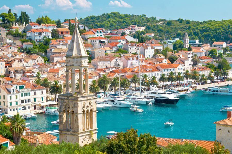 hvar_croatia_iStock-518982063