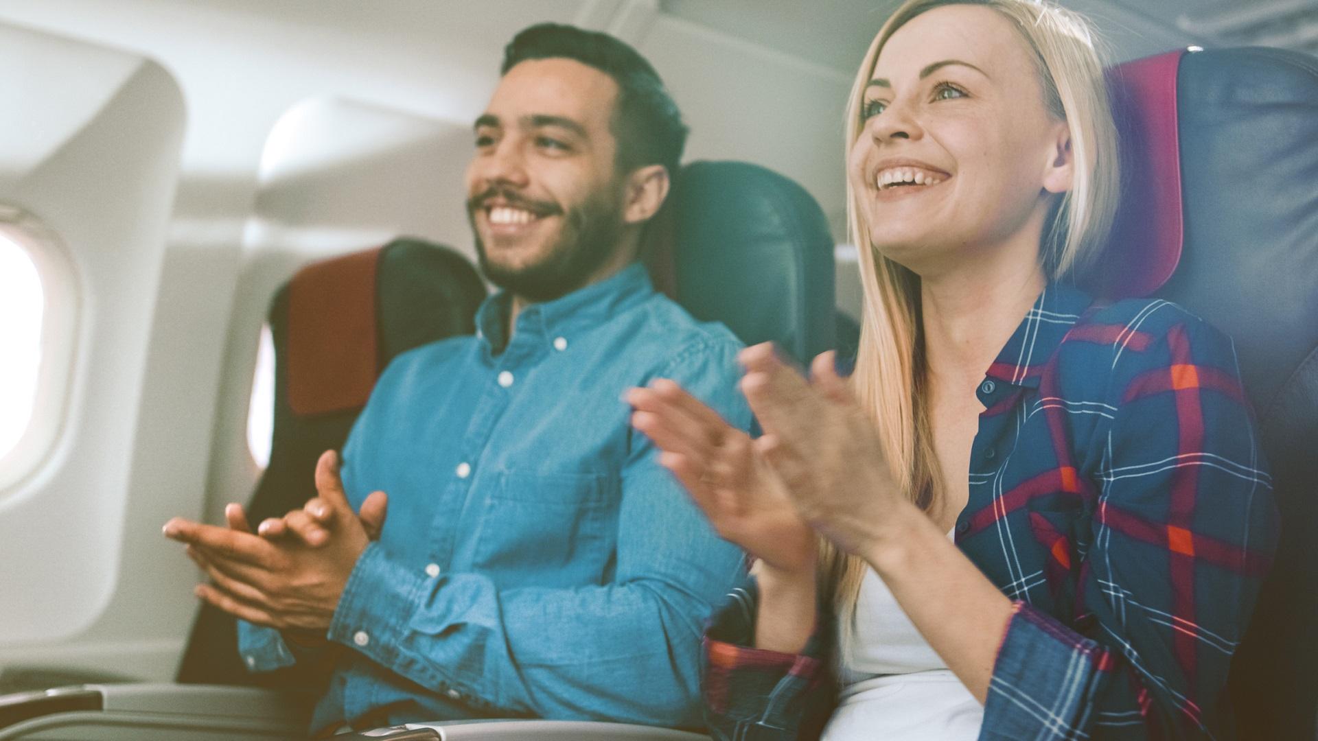 Clapping on the plane
