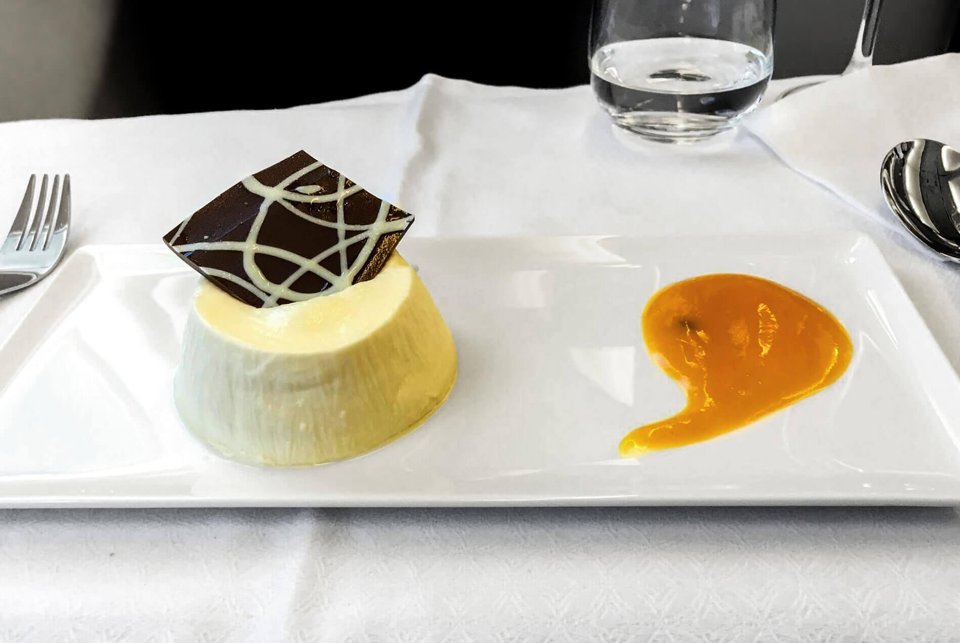 Dessert in Qatar Airways' Business Class