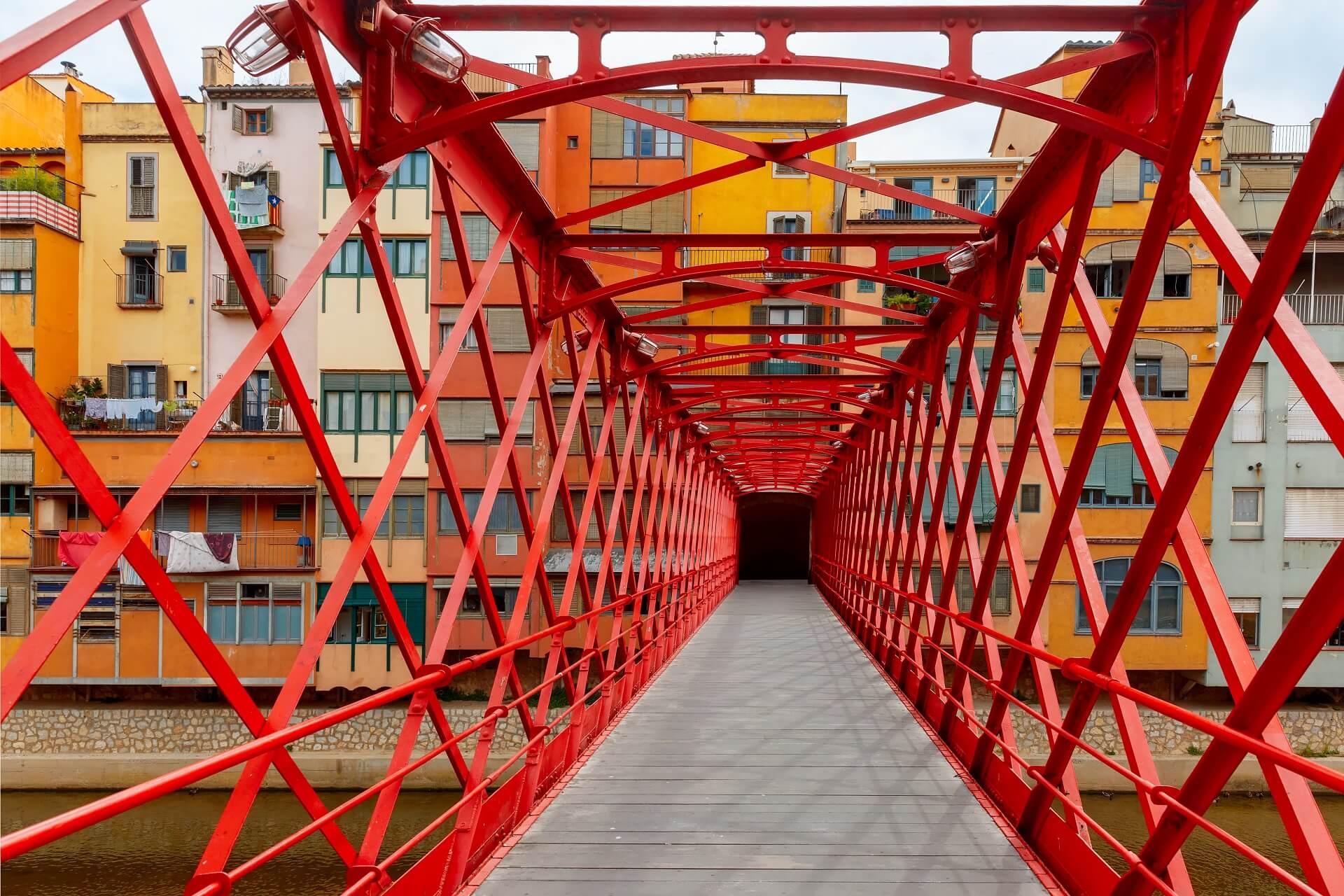 The red Eiffel Bridge strongly resembles the Eiffel Tower
