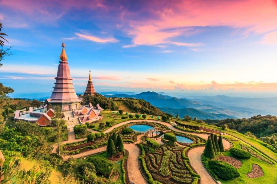Doi-Inthanon-Nationalpark-Thailand_shutterstock_268569599