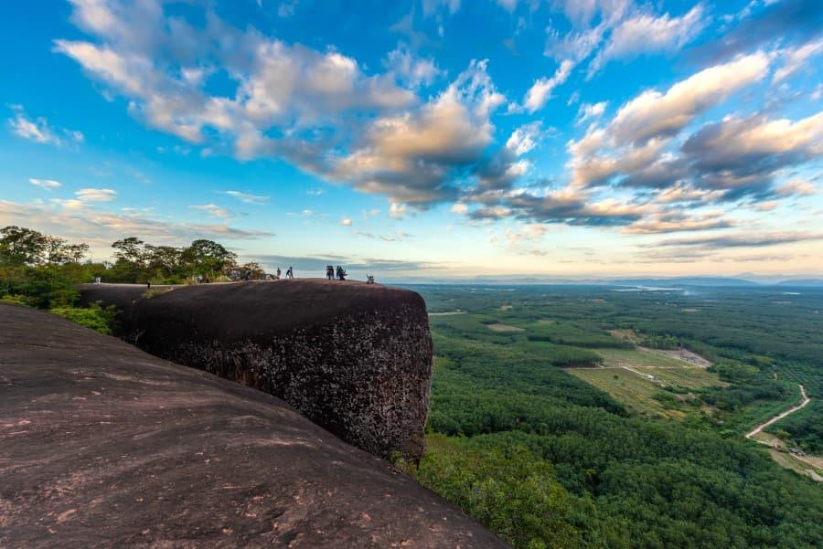 Thailand-Sales_Bueng-Kan-Phu-Sing-Hin-Sam-Wan-หินสามวาฬ-216129MK