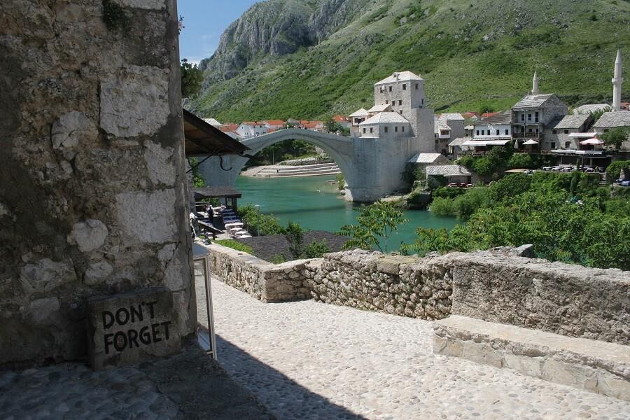 mostar_bruecke_bosnien_shutterstock_1031351