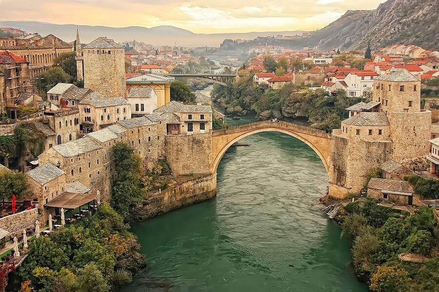 Bosnien_mostar_iStock-494091083