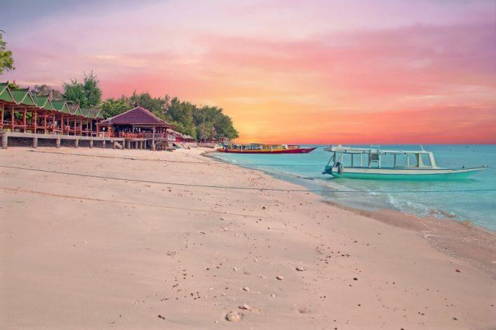 Boat on Gili Meno