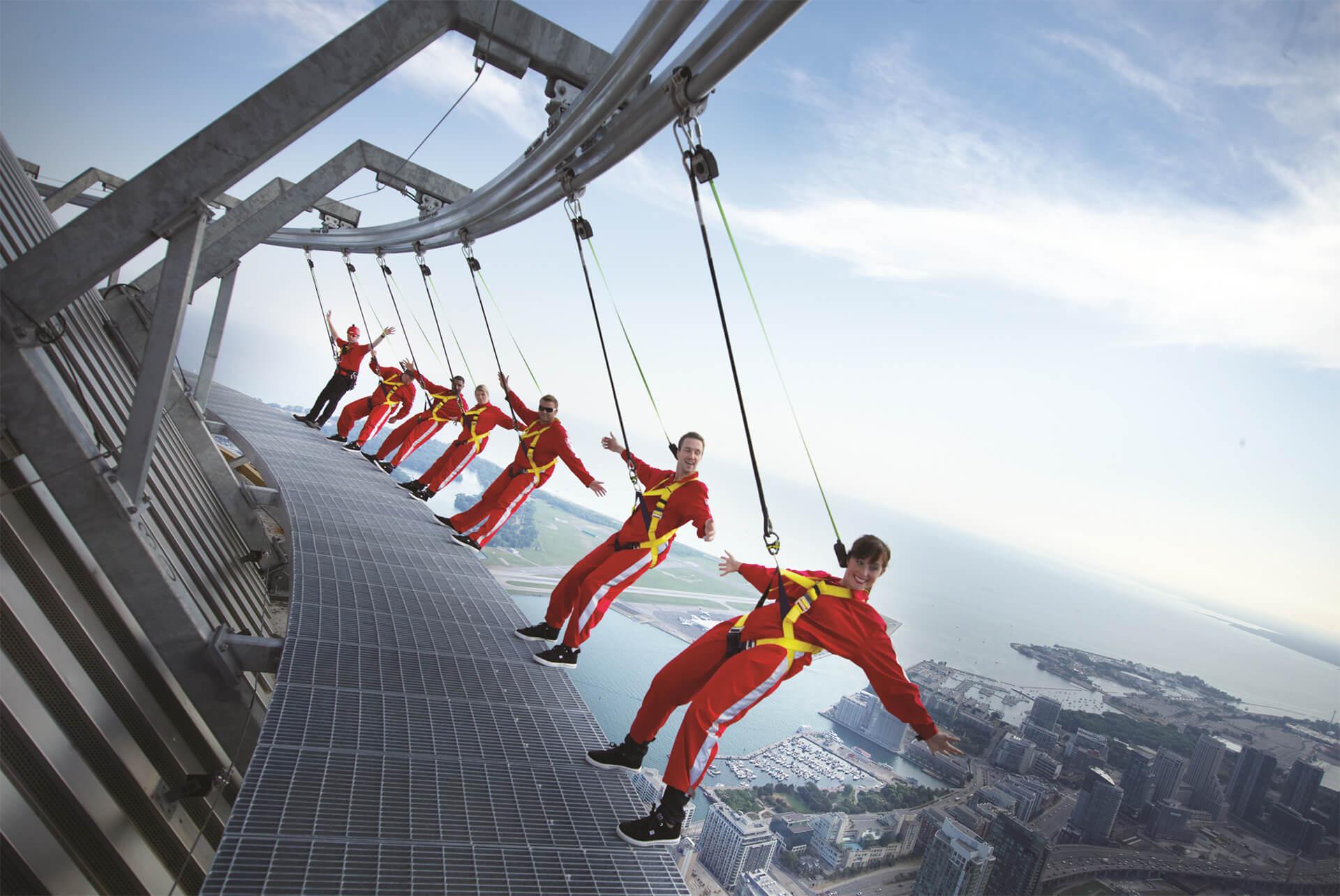 Edge Walk on the CN Tower
