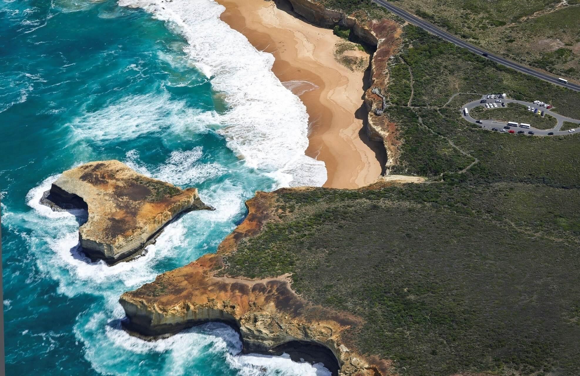 Waves along the Great Ocean Road