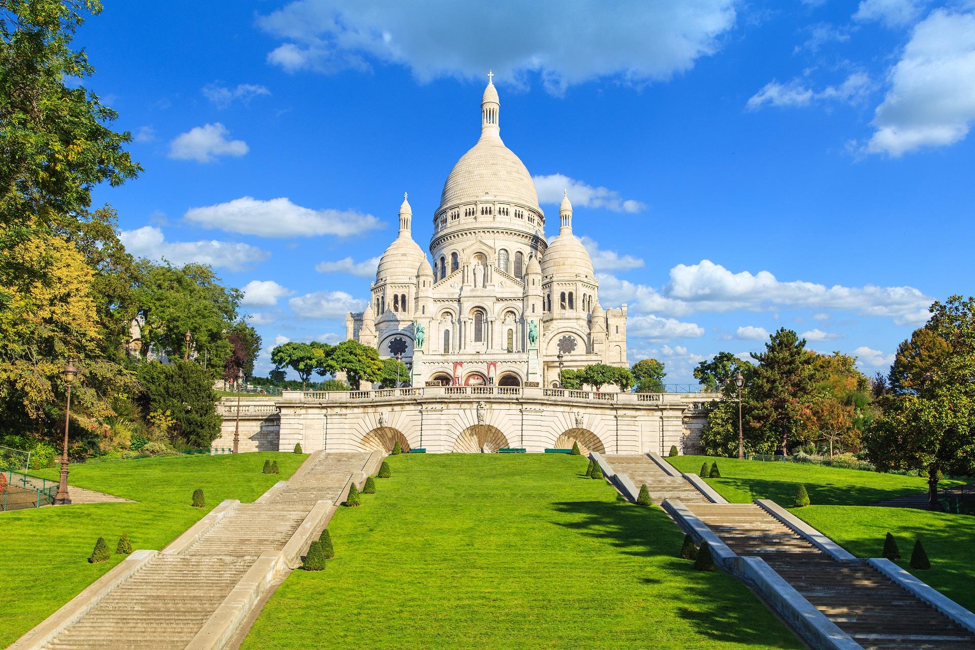 The Basilica of Sacré-Cœur de Montmartre is one of the most significant sights in Paris