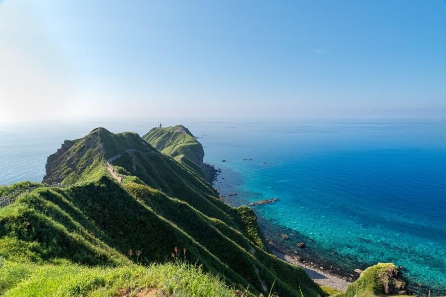 cape-of-Kamui-Shakotan-Hokkaido-Japan.-shutterstock_1042599001_900x600