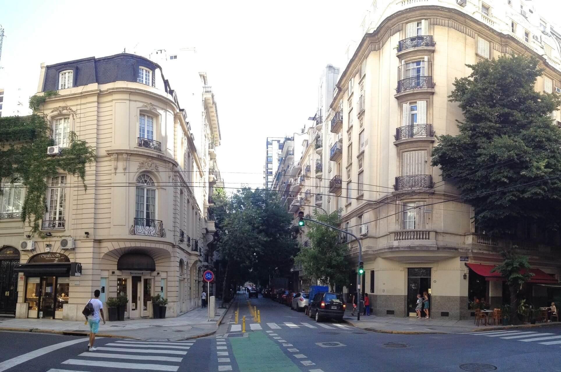 Recoleta in Buenos Aires, a neighborhood with expensive villas