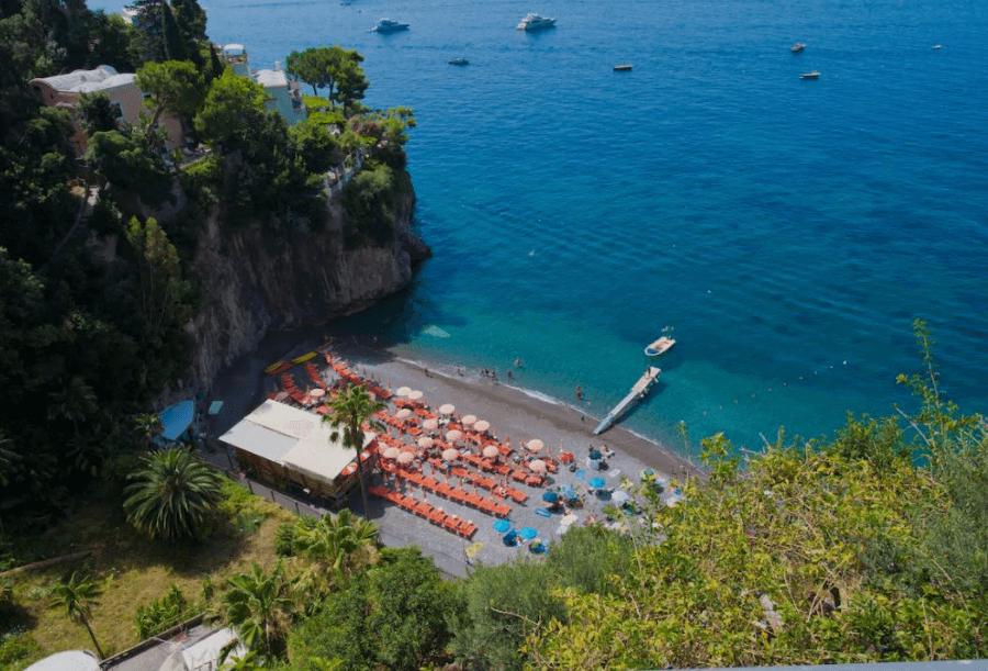 UG-Airbnb_Positano-Villa-1