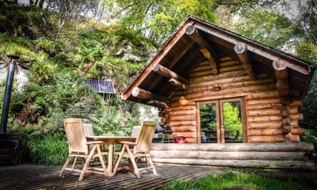 Shank Wood Log Cabin
