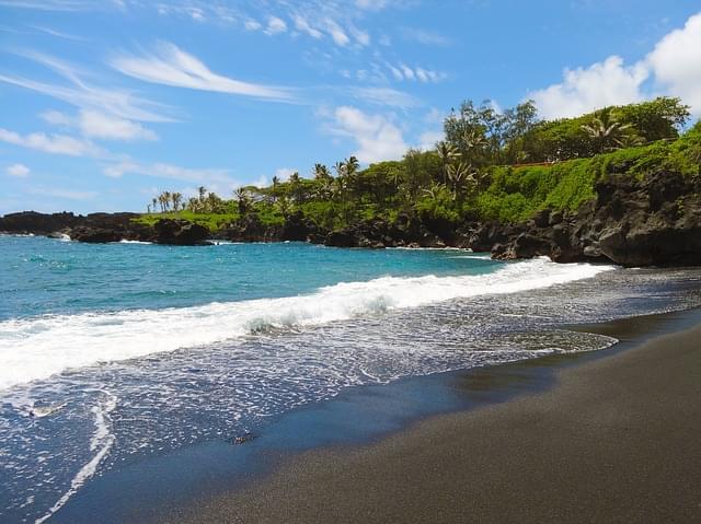 black sand beach maui hawaii