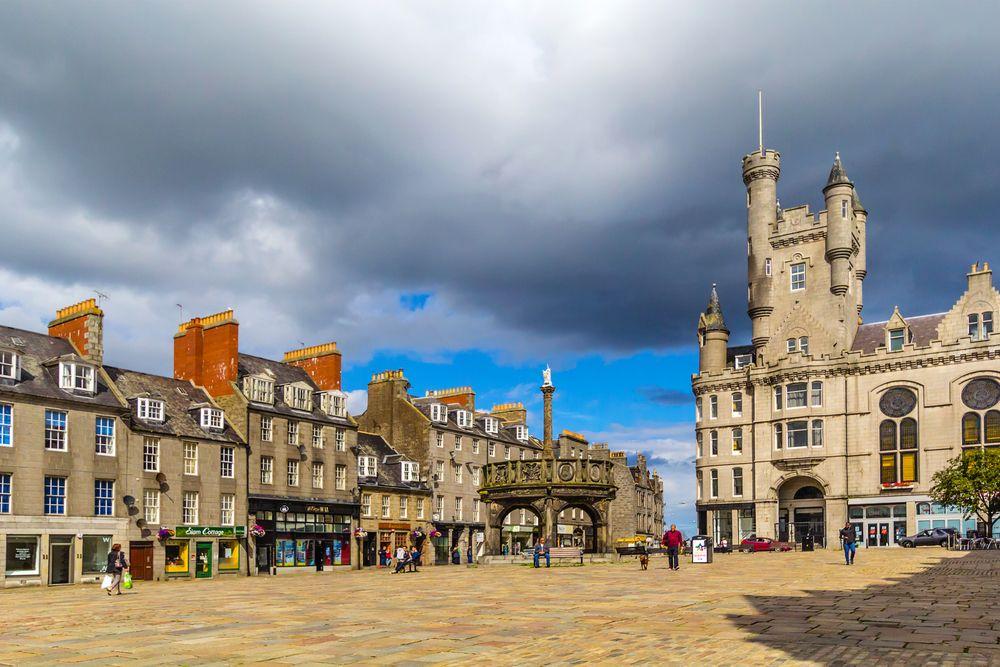 Aberdeen, antiche atmosfere di Castlegate. Credits Julietphotography / Shutterstock