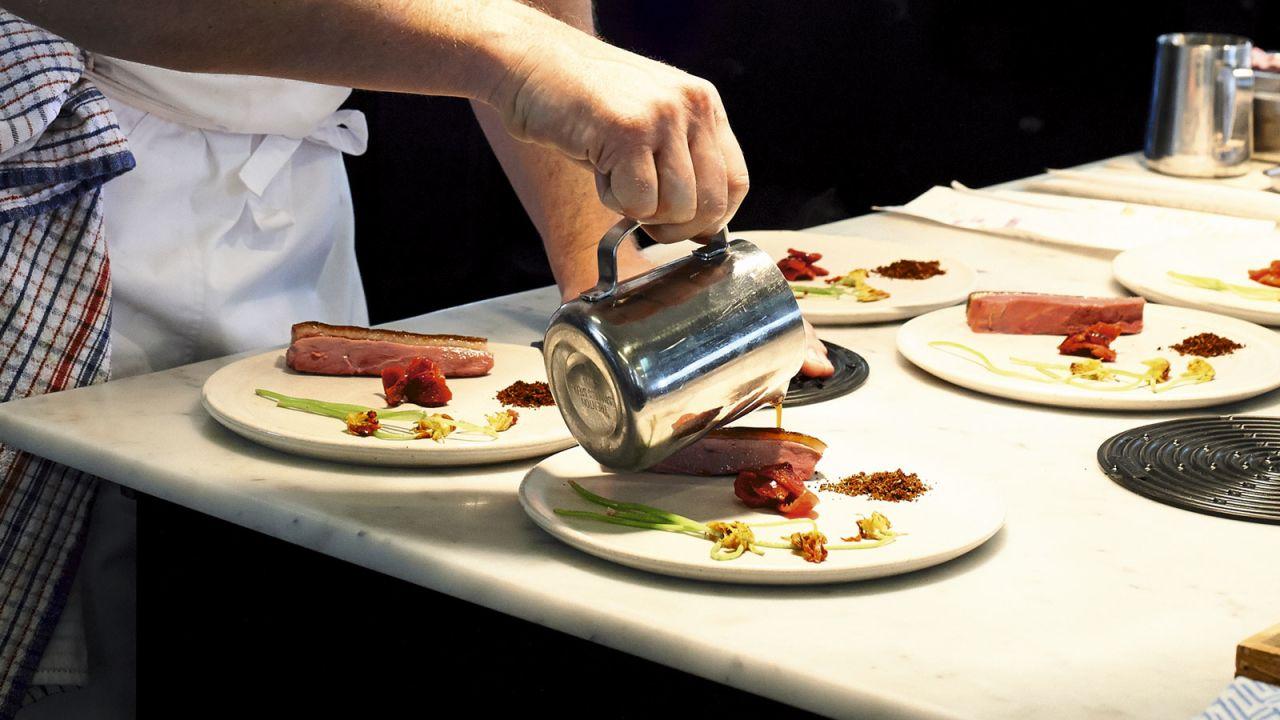 Byeokje Galbi strive to discover, rear and serve hanwoo of the very finest quality. 