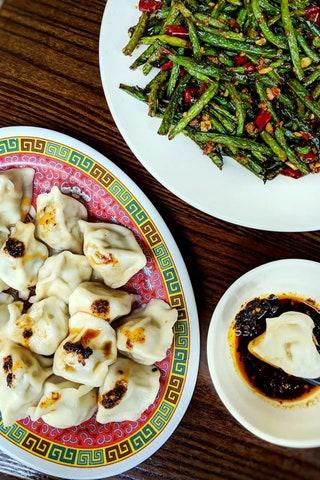 MY OLD PLACE SPITALFIELDS     The doors to My Old Place open at 12pm and its full of locals by 12.05pm. Here its all...