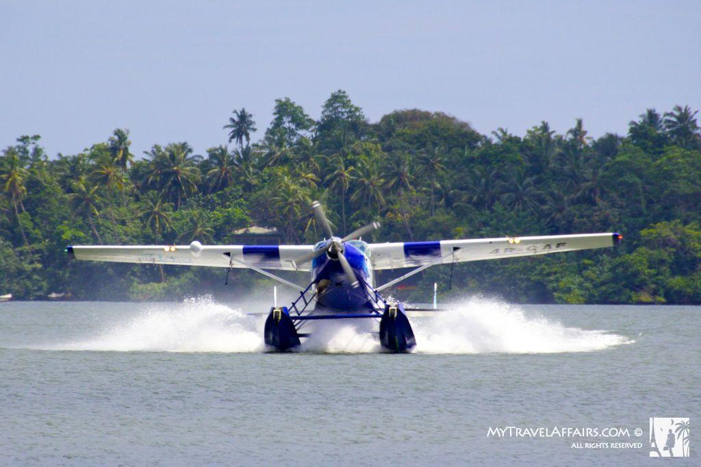 Scenic flight by Cinnamon Air