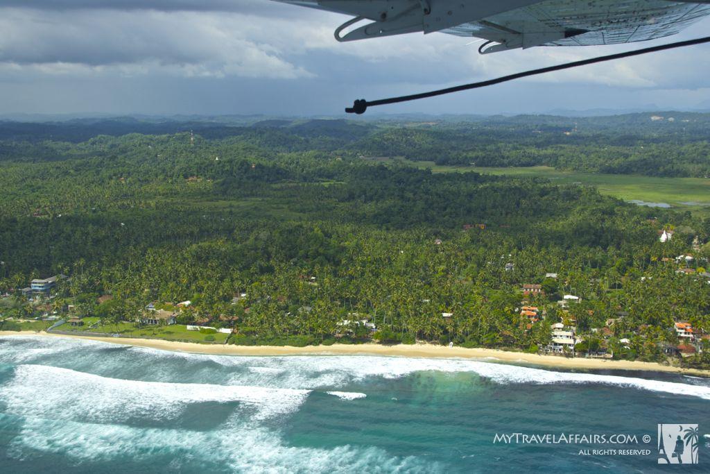 Scenic flight by Cinnamon Air